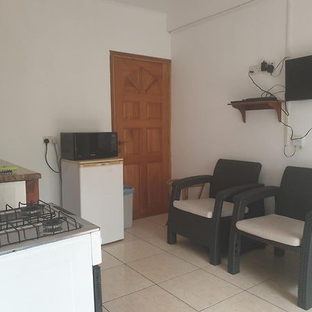 Palmont Commercial Self-Catering Apartments - Beau Vallon Бо-Валлон Екстер'єр фото