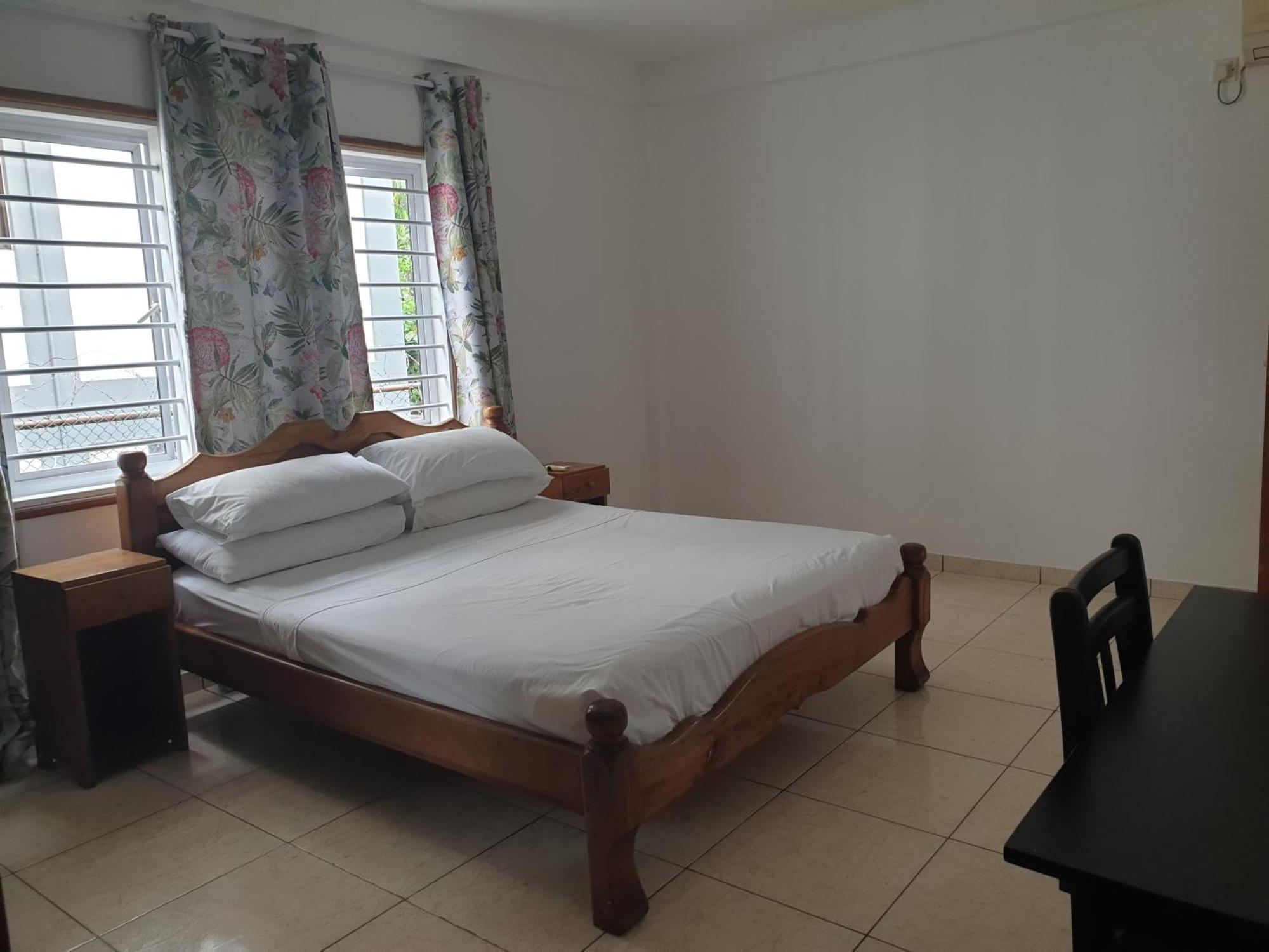 Palmont Commercial Self-Catering Apartments - Beau Vallon Бо-Валлон Екстер'єр фото