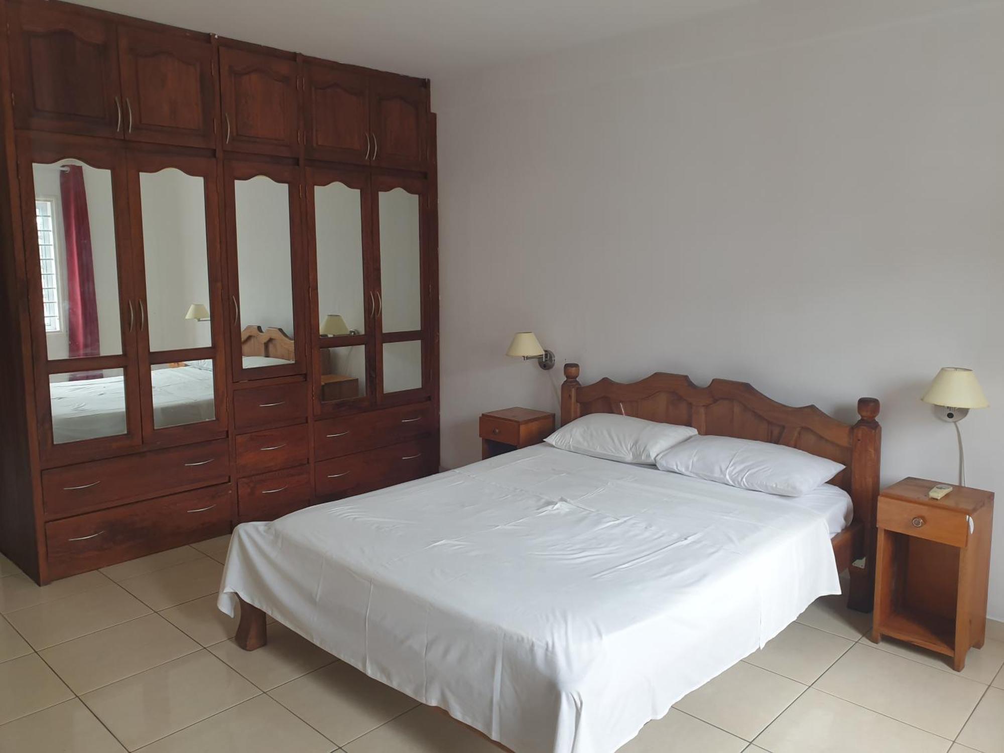 Palmont Commercial Self-Catering Apartments - Beau Vallon Бо-Валлон Екстер'єр фото